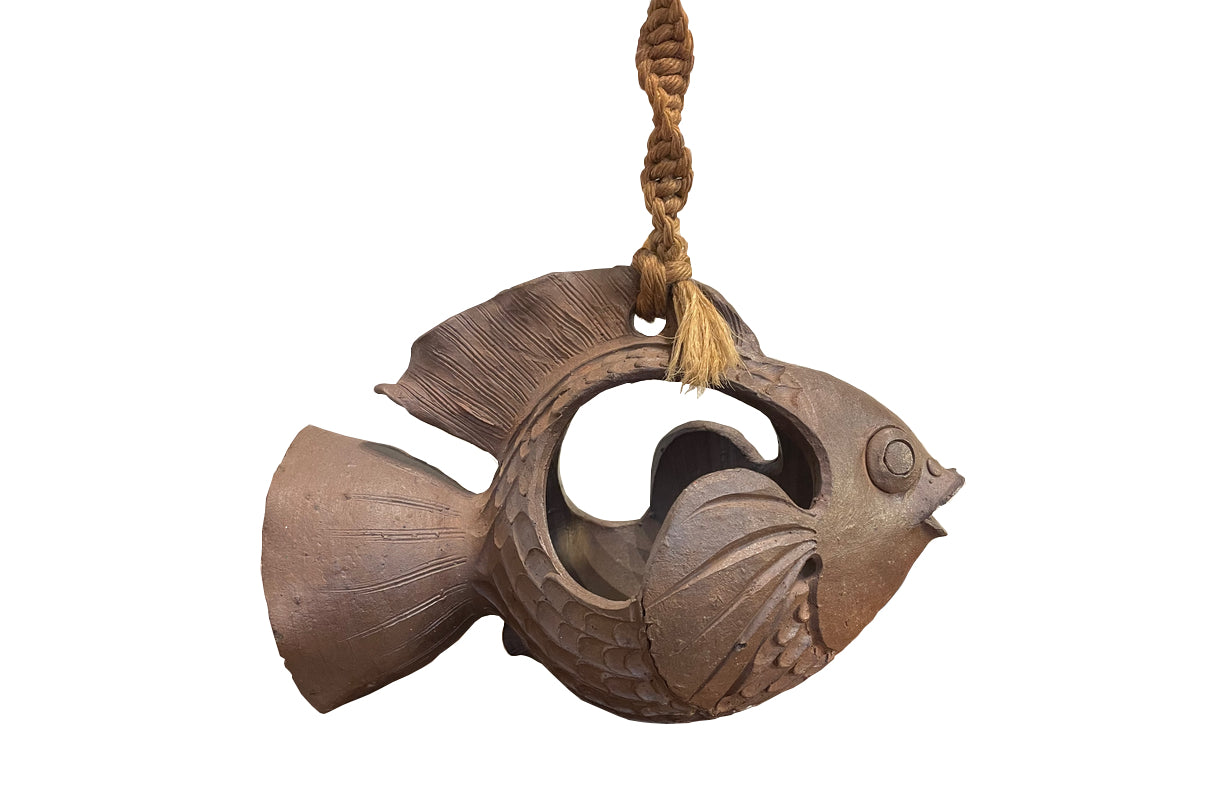 Suspension en forme de poisson