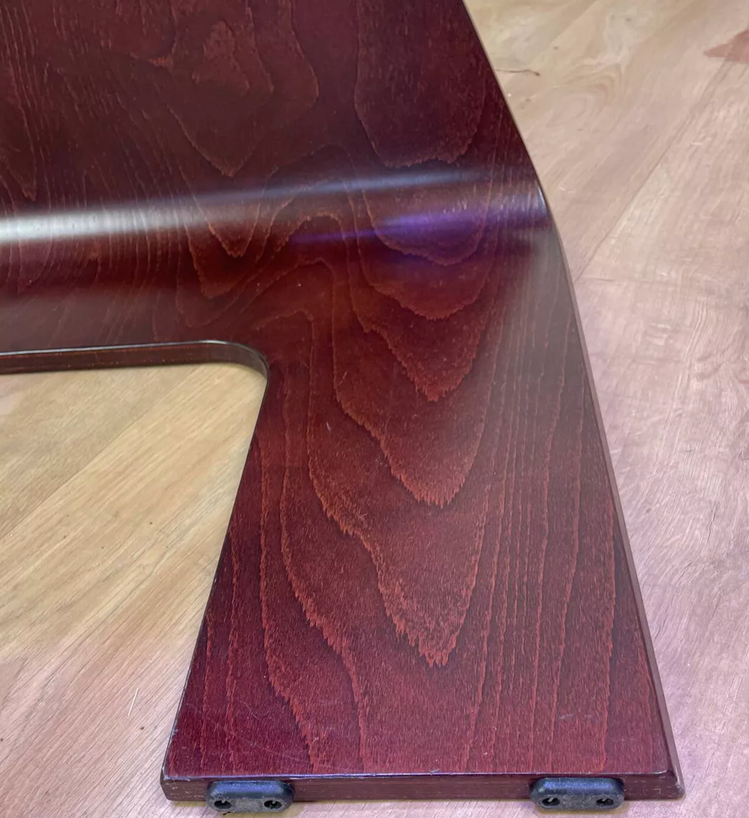 Table basse Stressless en bois cintré