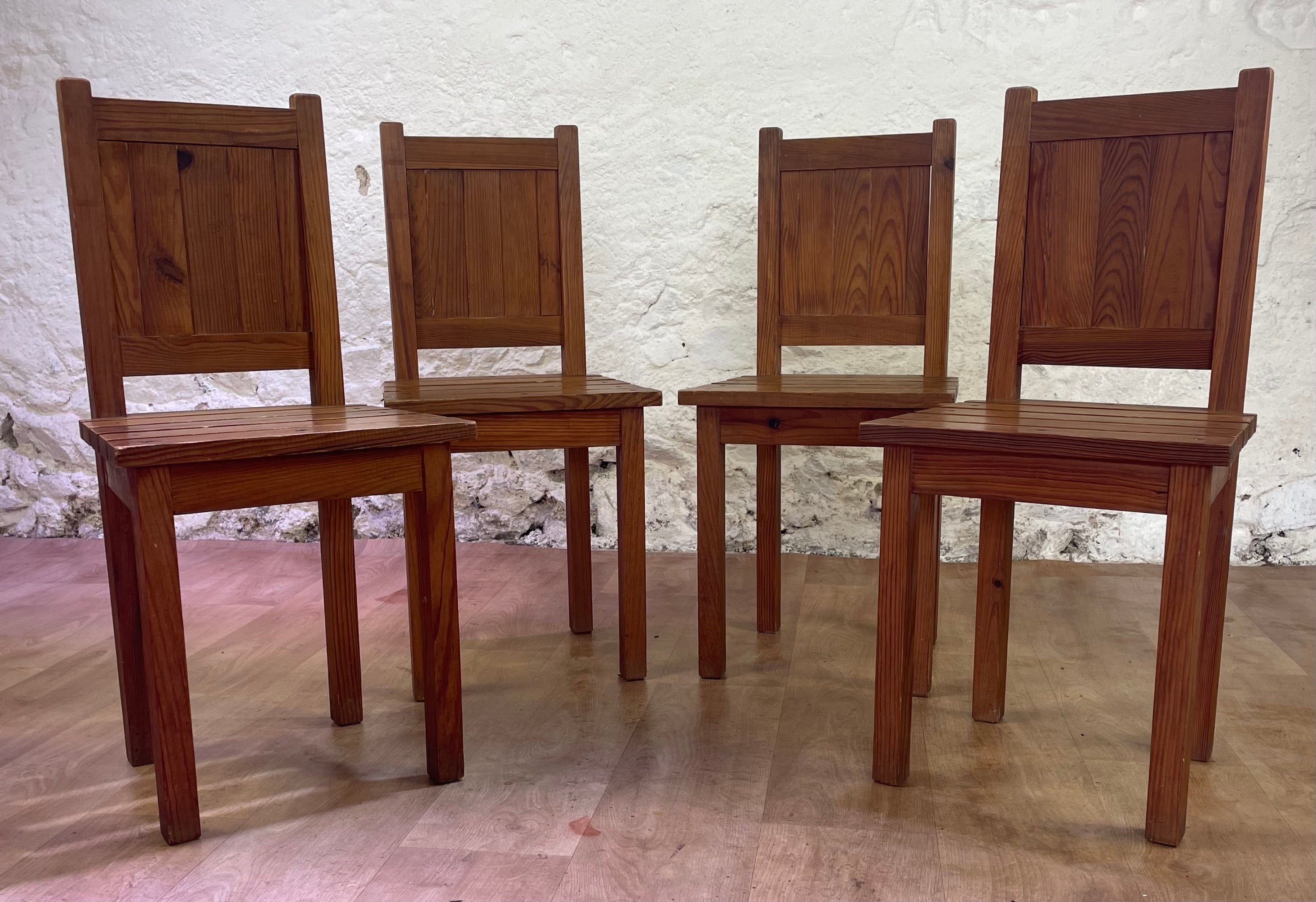 Lot de 4 chaises en bois années 1950