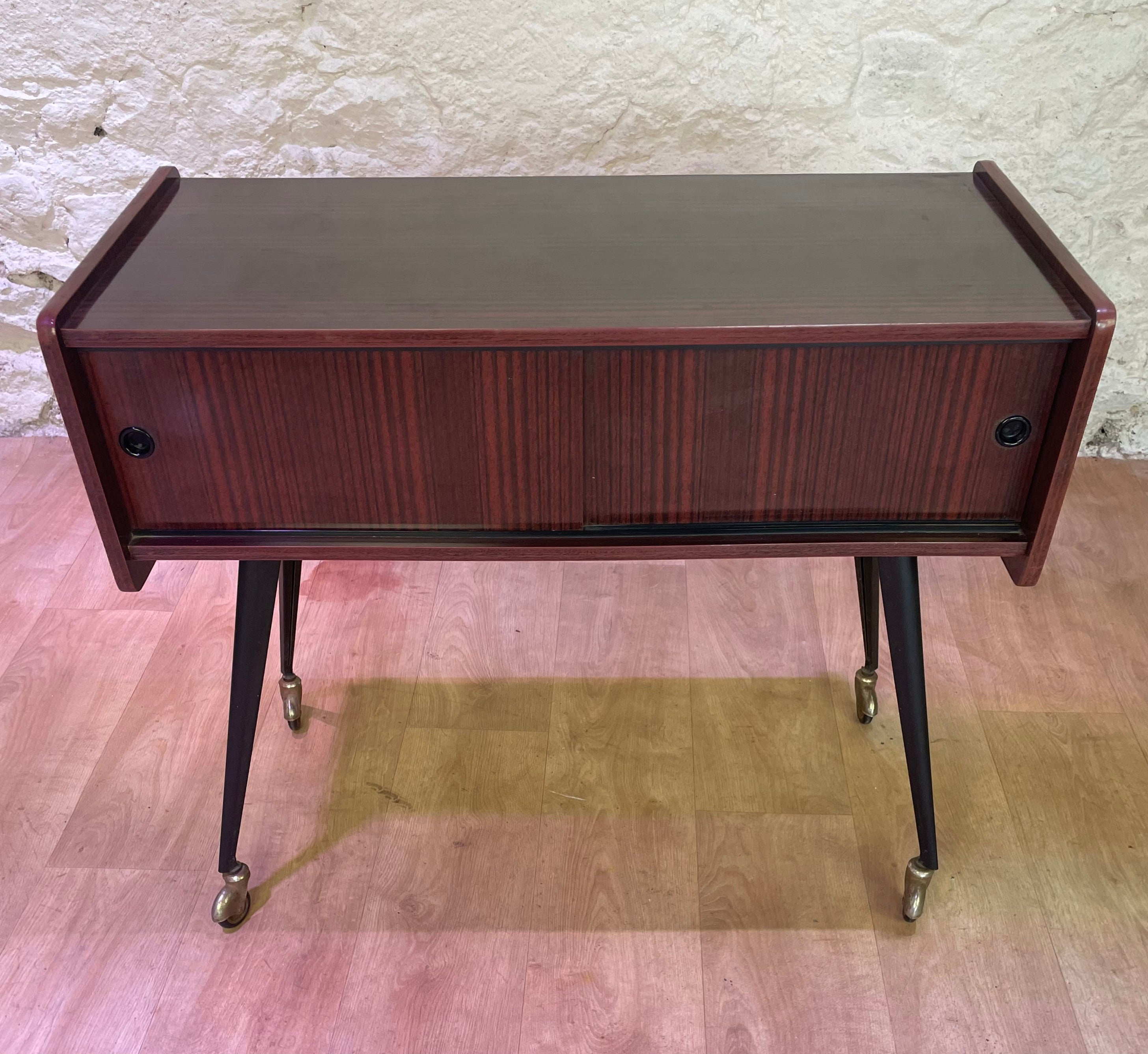 Meuble chaîne Hifi ou TV