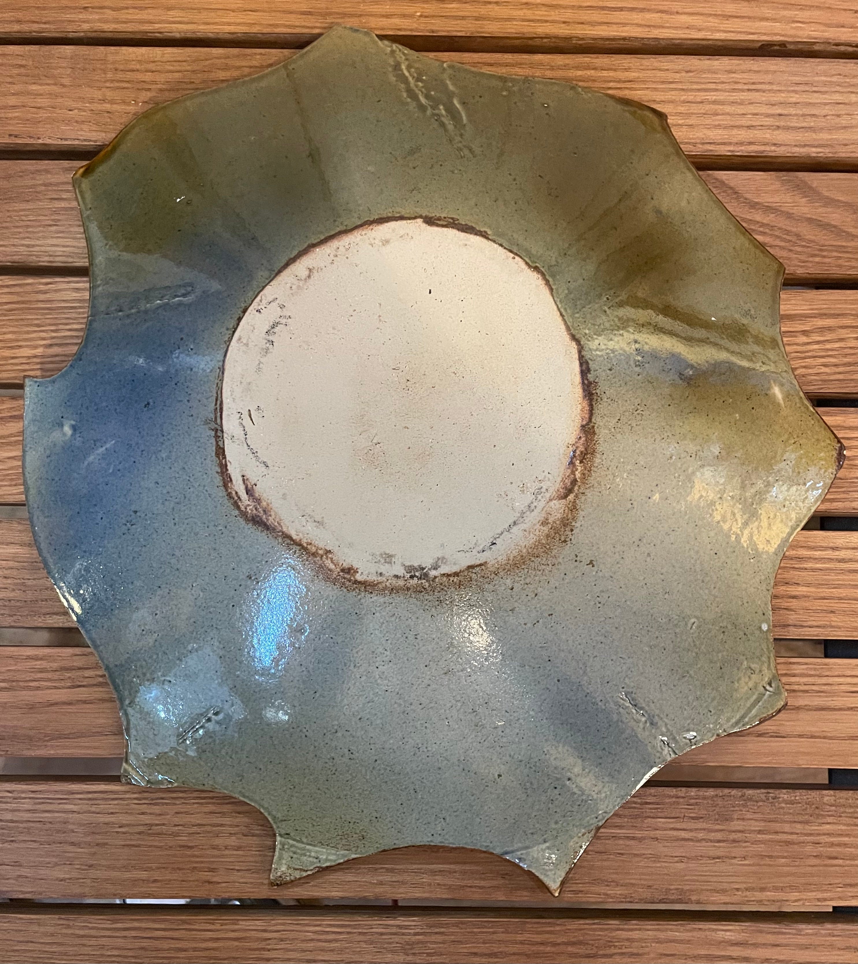 Plat en céramique
