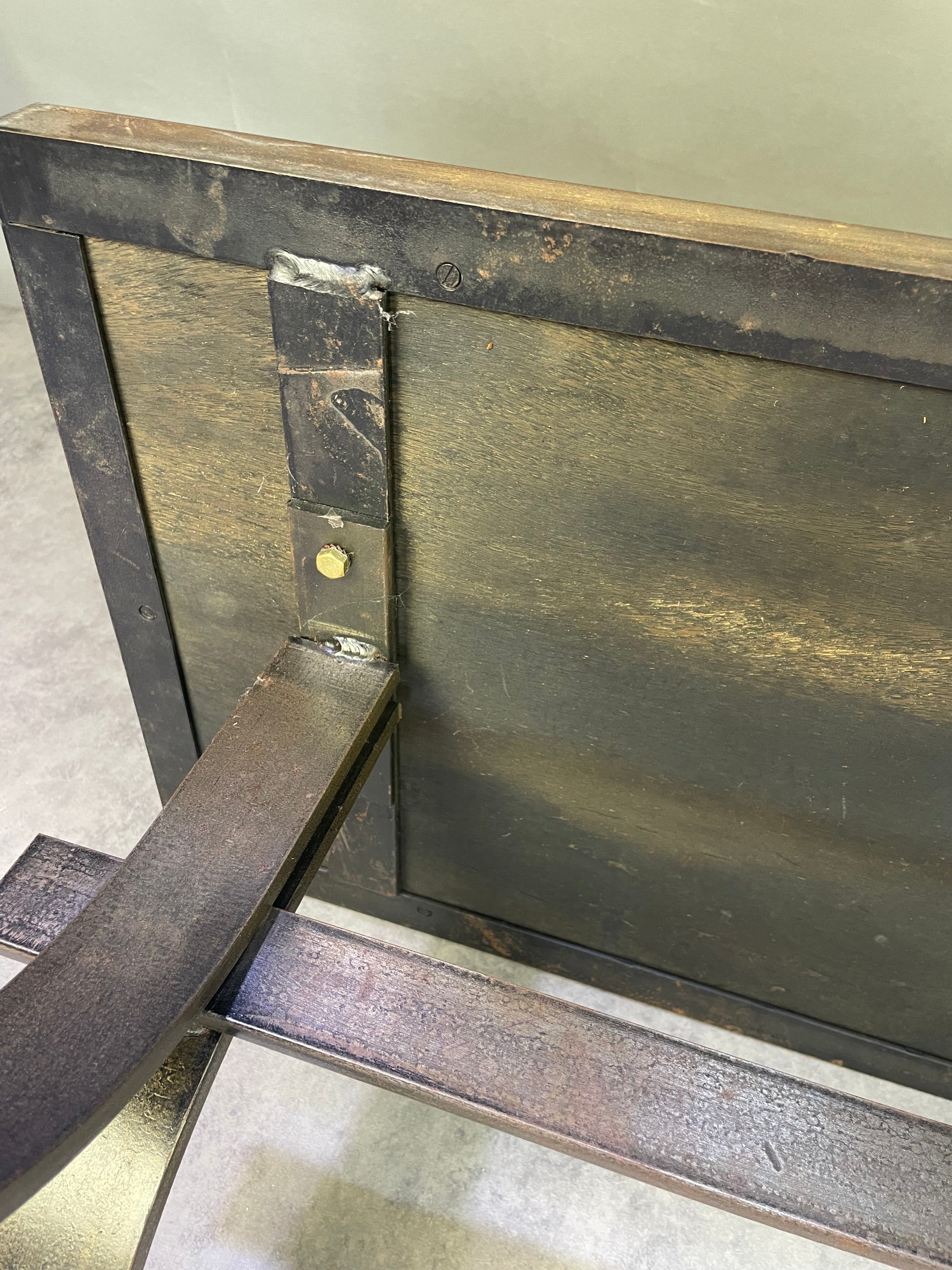 Table basse à plateau de céramiques