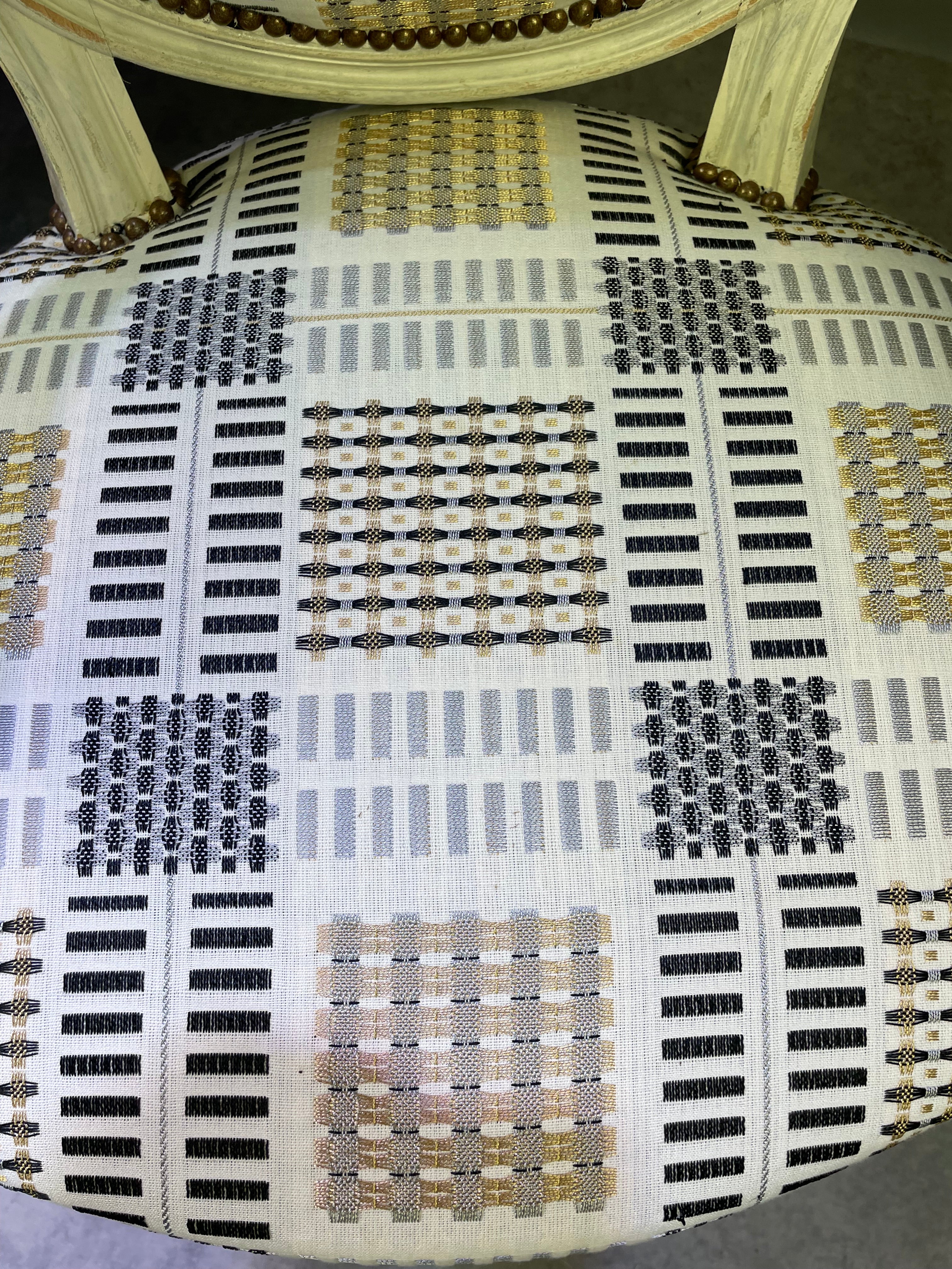 Paire de fauteuils style Louis 16