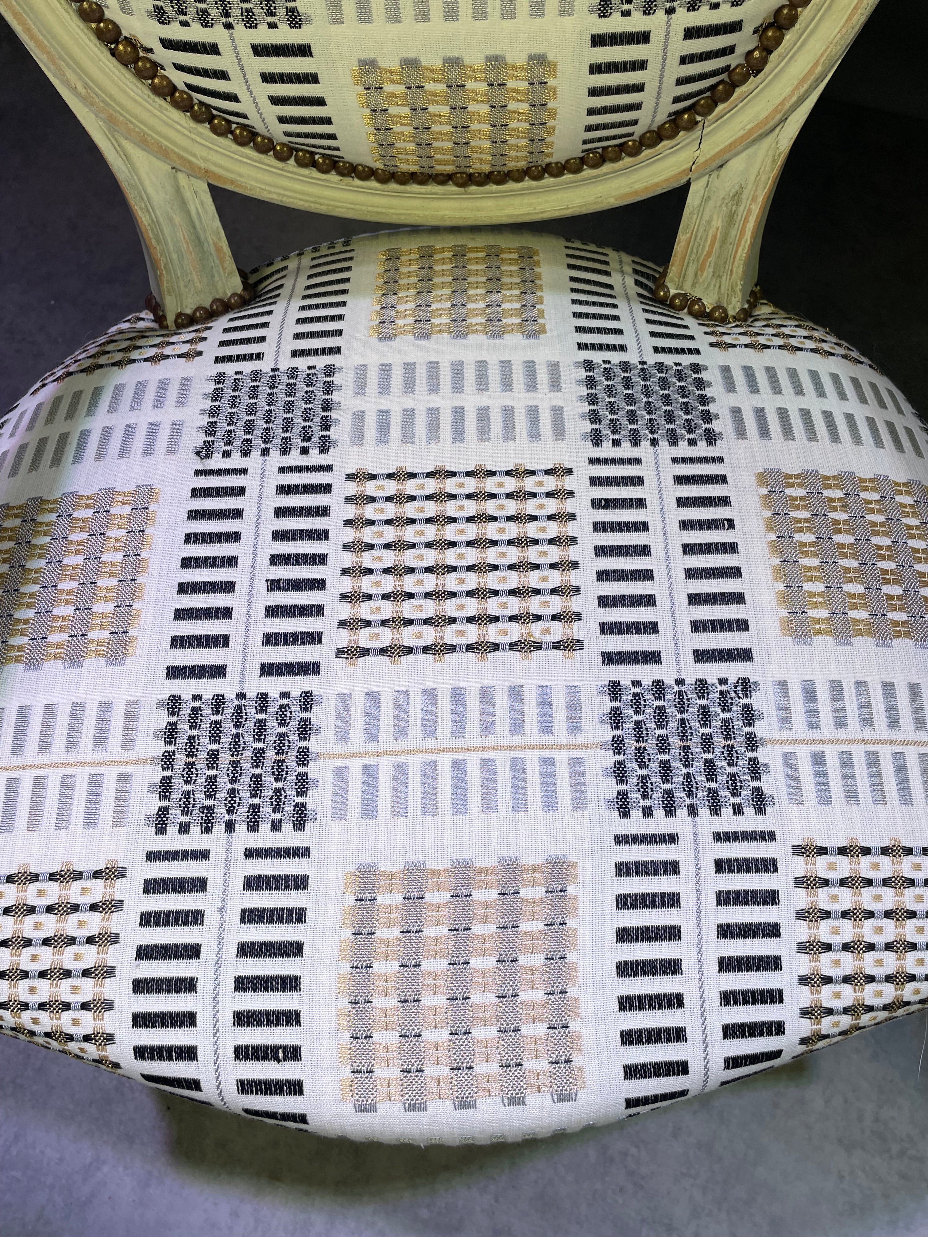 Paire de fauteuils style Louis 16