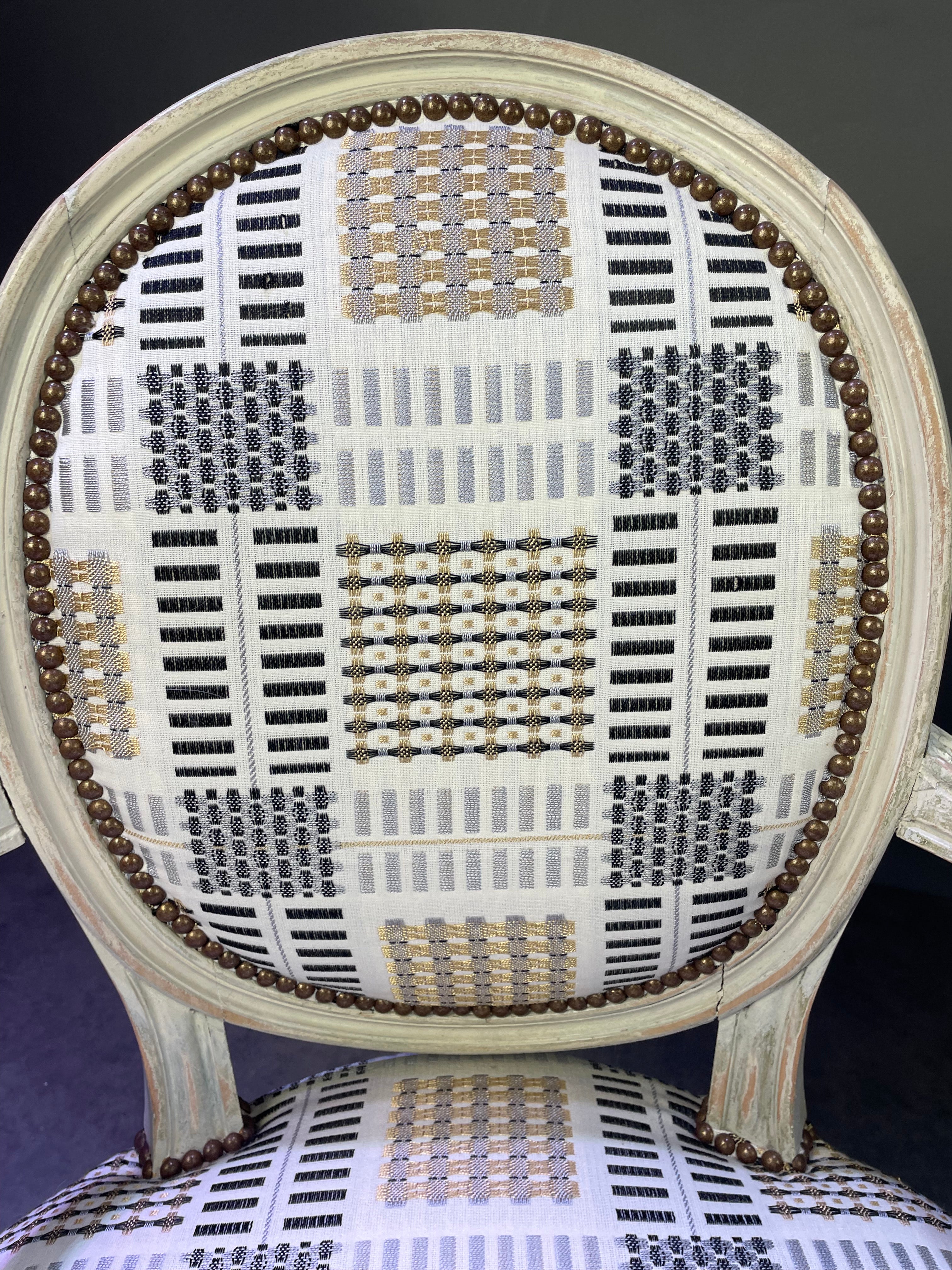 Paire de fauteuils style Louis 16