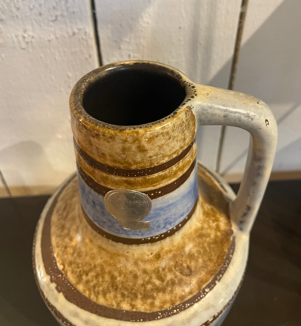 Pichet vase allemand