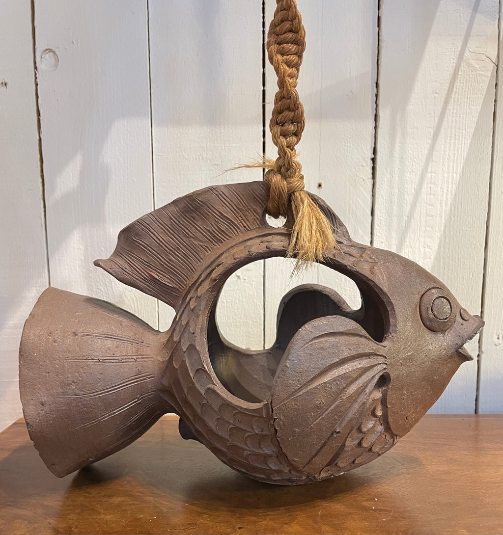 Suspension en forme de poisson