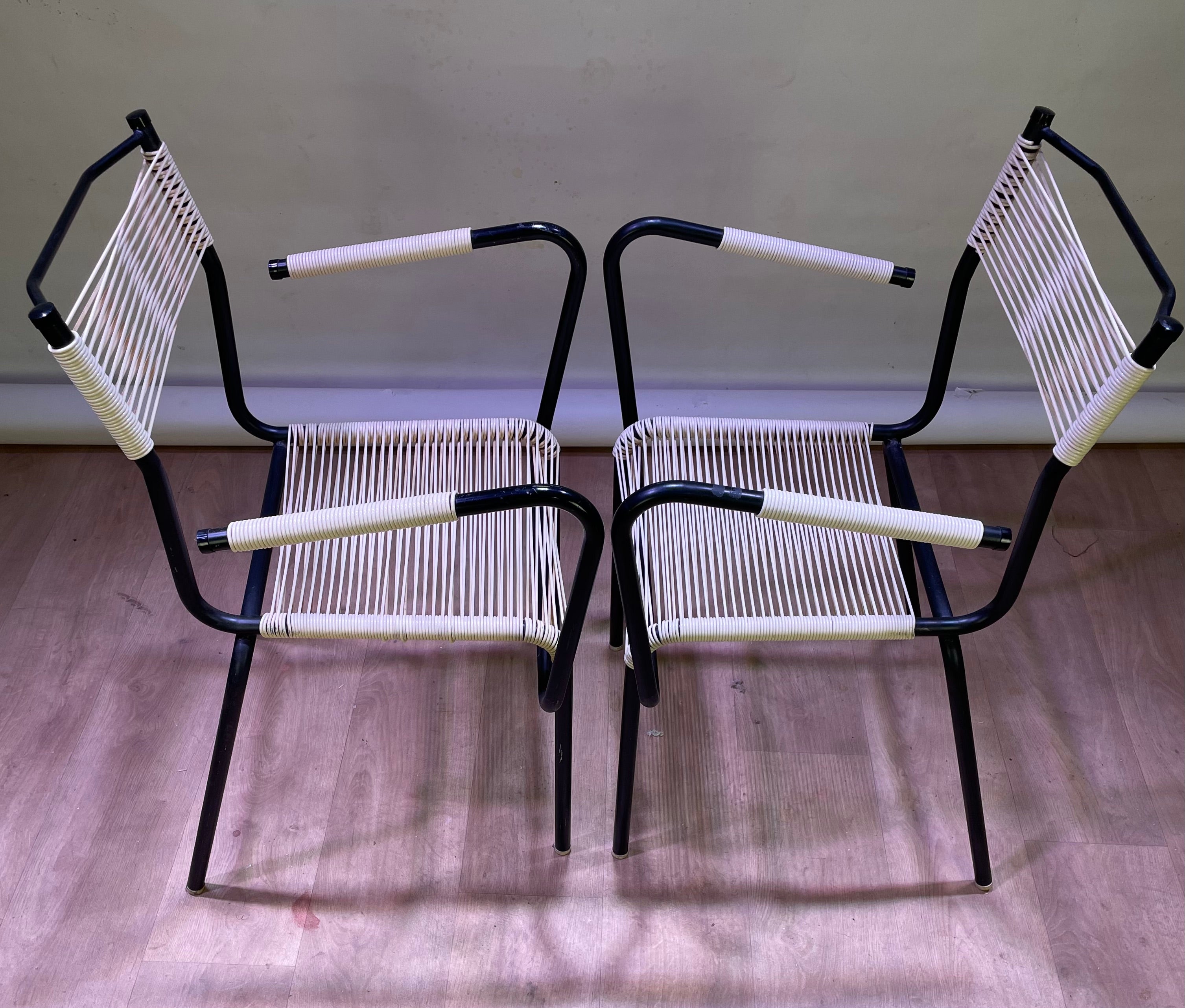 Paire de fauteuils "scoubidou"